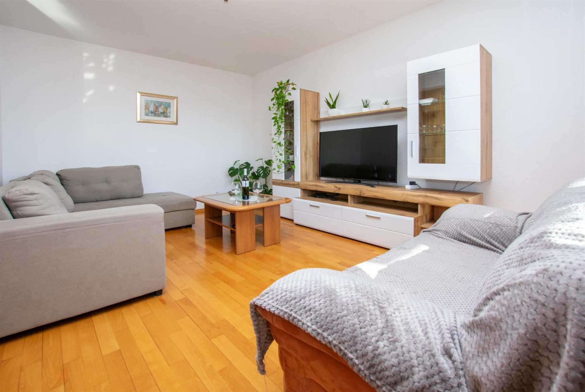 Apartment Zdravko Omiš Extérieur photo